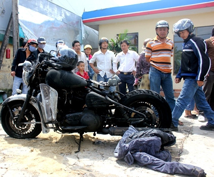 Xe máy 600 triệu bốc cháy tại trạm xăng