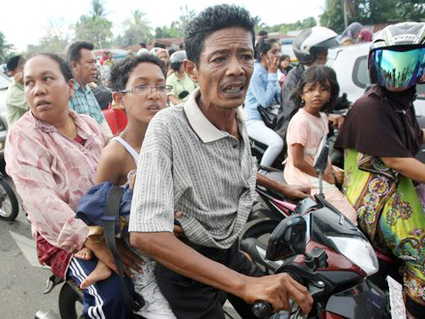 Cảnh báo sóng thần khắp Ấn Độ Dương