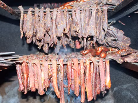 Thịt trâu gác bếp - món đặc sản địa phương được nhiều người đặt mua