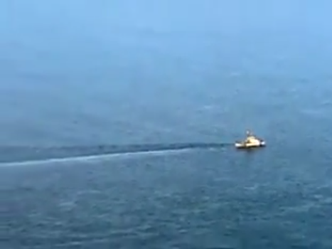 Clip: Máy bay rơi xuống biển, 2 người chết