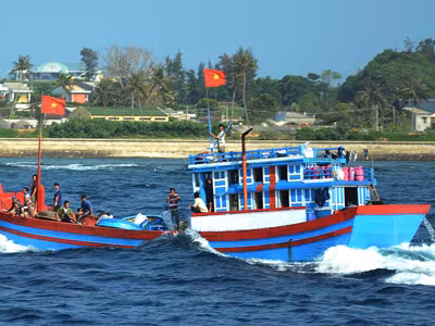 Thủ đoạn mới của tàu tuần tra Trung Quốc