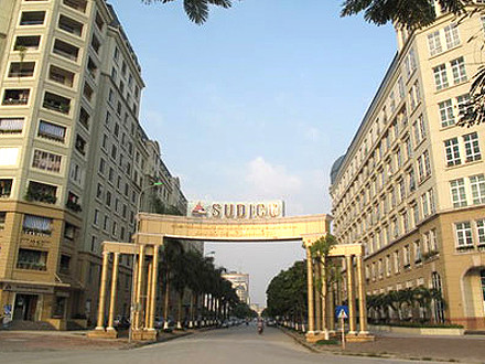 Vì sao DN dồn dập thay sếp?