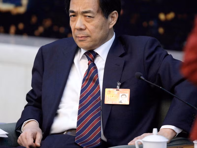 Bạc Hy Lai lên ba phương án giết Vương Lập Quân