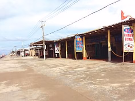 Khi mại dâm Quất Lâm chê khách