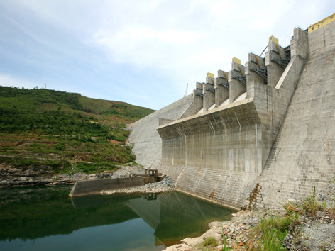 Đề nghị báo cáo vụ án Vinashin, bầu Kiên