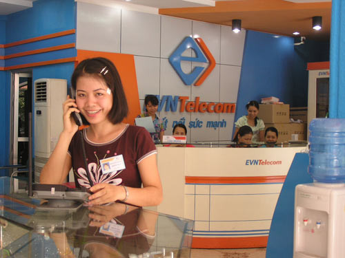 FPT “ly hôn” EVN Telecom