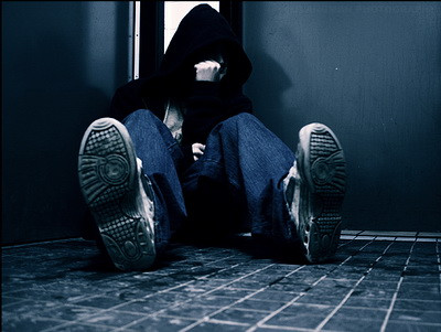 Đừng để tình yêu biến mình thành tù nhân