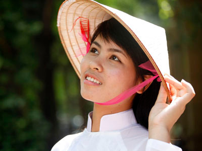 Cô giáo tương lai dự thi Người đẹp xứ Trà