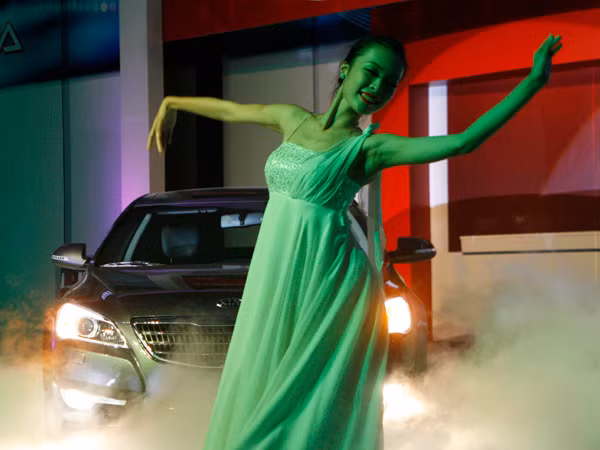 Kia - Carenza tại lễ ra mắt