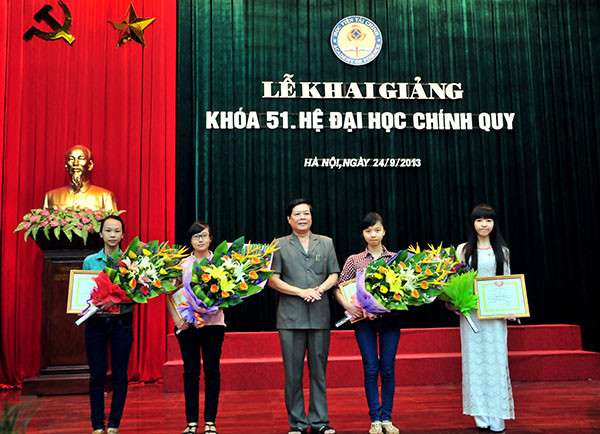 Nhanh chóng làm quen môi trường giáo dục đại học