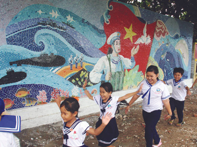 Khắp nơi khai giảng năm học mới