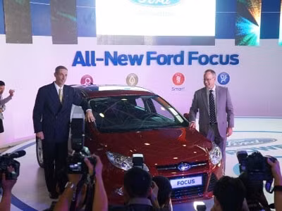 Ford tăng 216% trong tháng 4