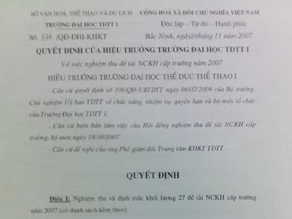 Ba hội đồng thẩm định vẫn lọt hồ sơ giáo sư gian lận
