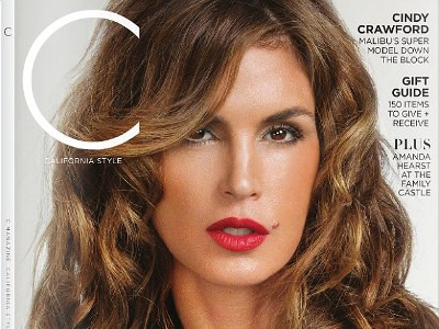 Siêu mẫu Cindy Crawford vẫn trẻ trung, rạng rỡ ở tuổi 47