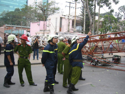 Bẫy công trình rình người đi đường