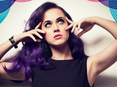 Katy Perry ‘nóng mắt’ vì nghệ sĩ nude quá nhiều
