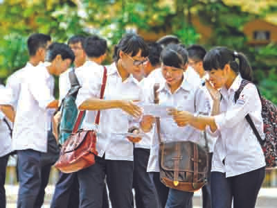 Thi càng hoành tráng càng dễ tiêu cực