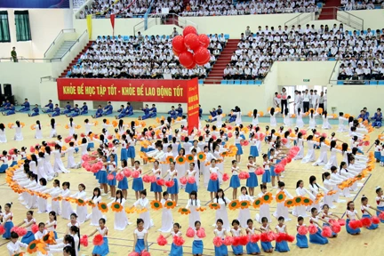 Gần 1 vạn HS-SV trở thành... diễn viên