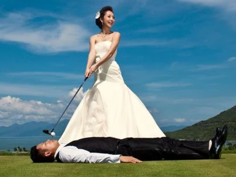 Ảnh cưới độc và cực lãng mạn của Jennifer Phạm