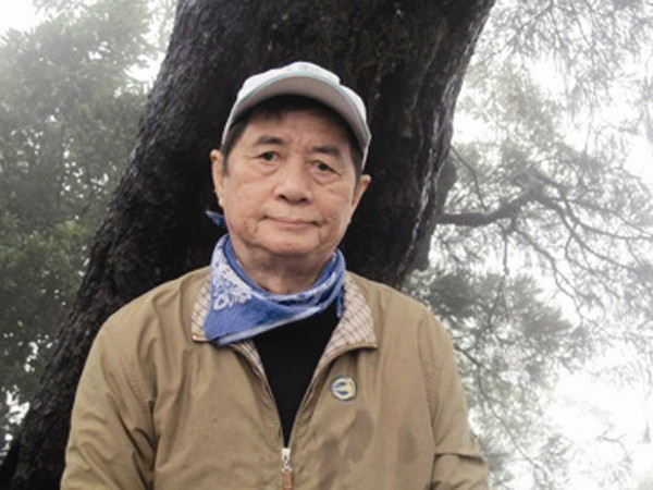 Hoàng Ngọc Hiến Tầm nhìn văn hóa rộng lớn