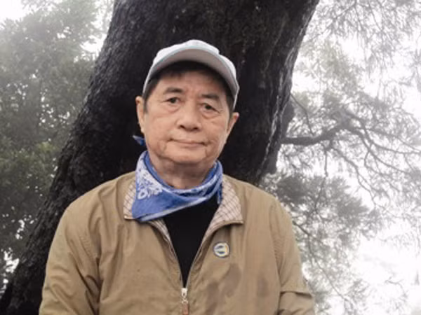 Hoàng Ngọc Hiến Tầm nhìn văn hóa rộng lớn