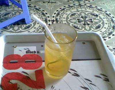 Rùng mình với tiết lộ công thức pha chế trà chanh