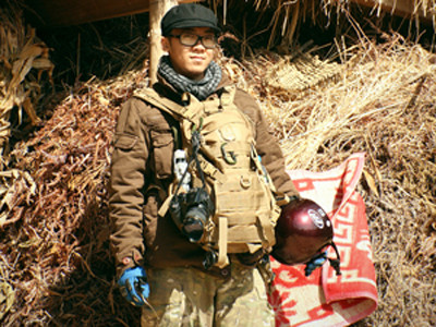 Chàng trai 8X vẽ truyện tranh cho... người lớn