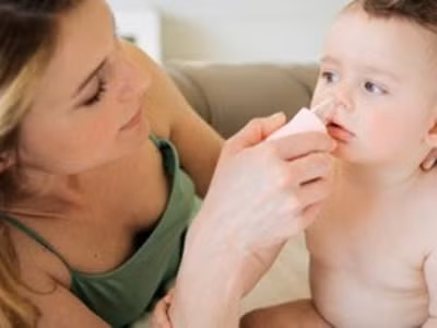 Giúp bé tránh cảm lạnh khi mùa đông tới gần