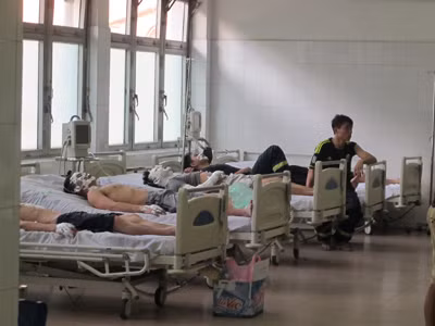 Cháy nổ cây xăng: Thiệt hại nhiều tỷ, hàng chục người bị thương