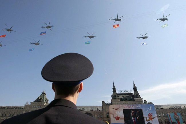 Trực thăng Nga trong lễ duyệt binh Ngày Chiến thắng