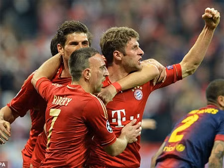 Bayern Munich thống trị danh sách ứng viên Quả bóng vàng