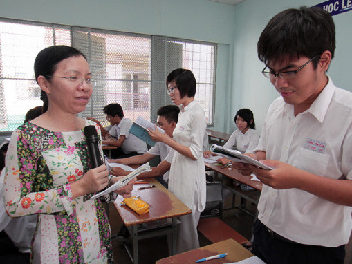 Đừng để học sinh quay lưng với môn sử