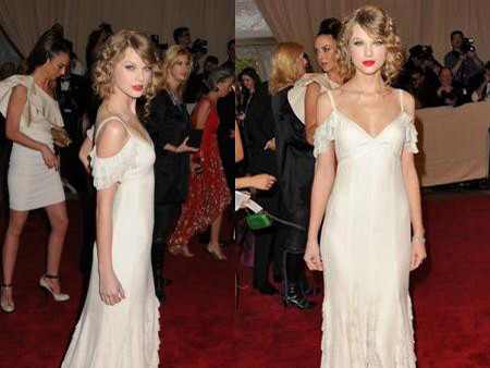 Diện váy trắng xinh như công chúa nhạc đồng quê