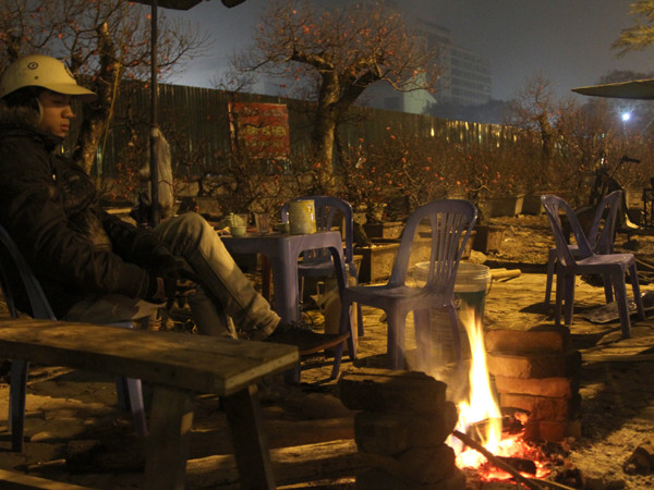 Đào xuống phố, phấp phỏng canh “trời”, canh người