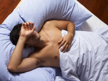 Nỗi ám ảnh "cậu nhỏ" quá khỏe