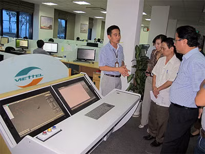 Nghiên cứu, sản xuất thiết bị quân sự công nghệ cao