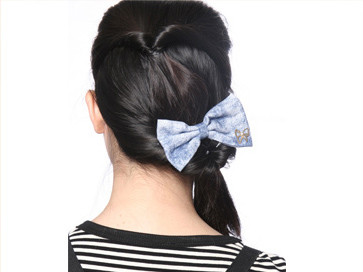 Kiểu tóc gọn gàng cho nắng tháng 5