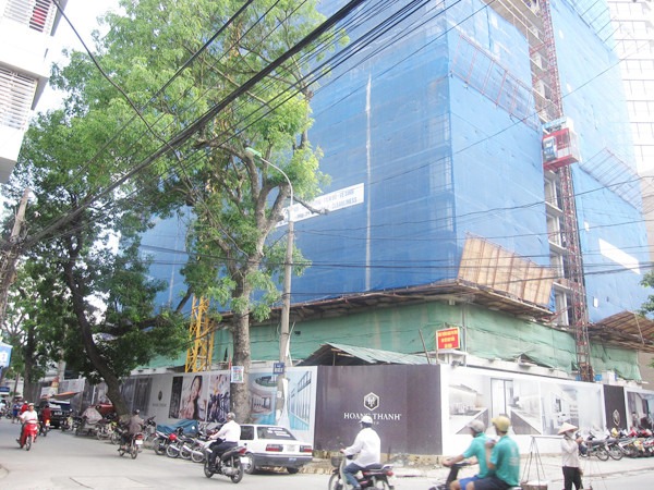 Ngột ngạt vì 'đua' chiều cao, tăng mật độ