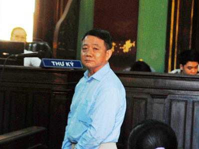 Những đại gia ‘sập bẫy’ người đẹp