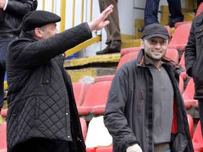 Nhiều nghị sĩ đại triệu phú Nga từ nhiệm