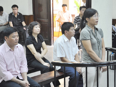 Các bị cáo trong ngày xét xử thứ hai