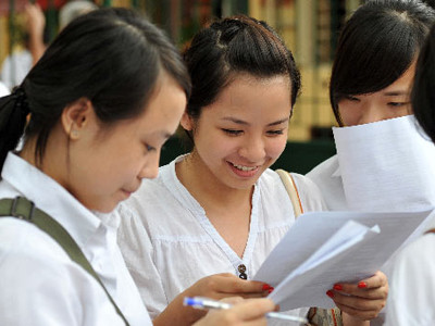 Thi đại học sáu môn: Học sinh kêu khó, giáo viên phân vân