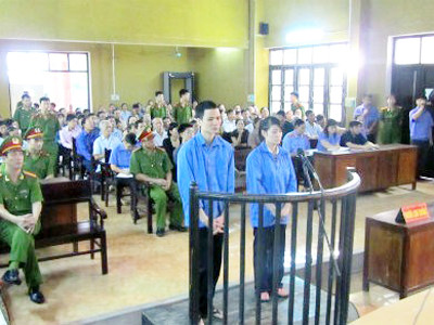 Các bị cáo tại phiên tòa