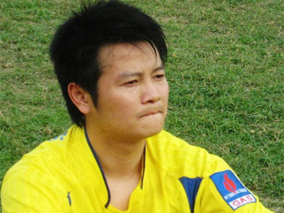 Văn Quyến đi đâu sau khi mất việc ở SLNA?