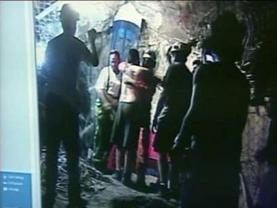 Giải cứu toàn bộ thợ mỏ Chile mắc kẹt