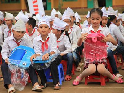 Nhiều bạn đọc giúp đỡ hoàn cảnh khó khăn đăng trên báo Tiền Phong