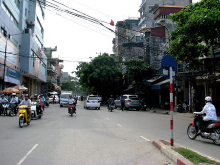 Ngày mai, điều chỉnh giao thông đường La Thành