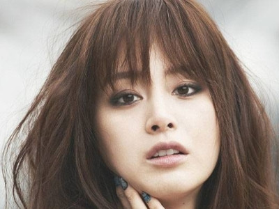 Kim Tae Hee ‘nổi loạn’