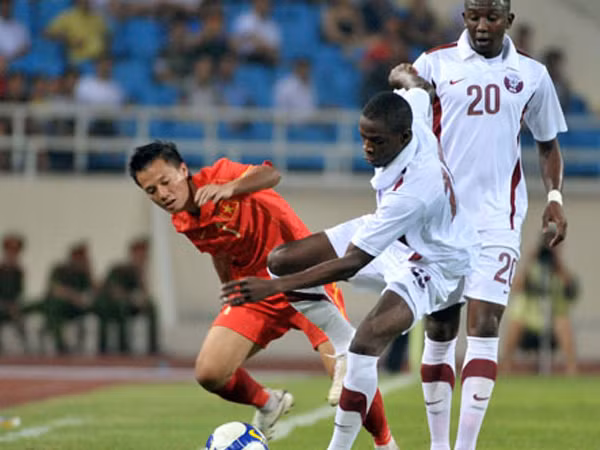 Việt Nam ngược dòng đánh bại Qatar