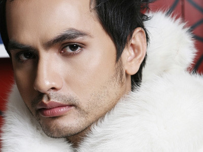 Đức Tiến: Tết xa vợ